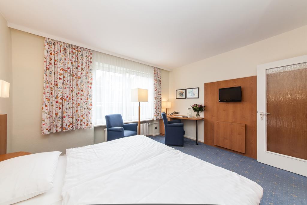 Hotel Drei Kronen Elmshorn Chambre photo