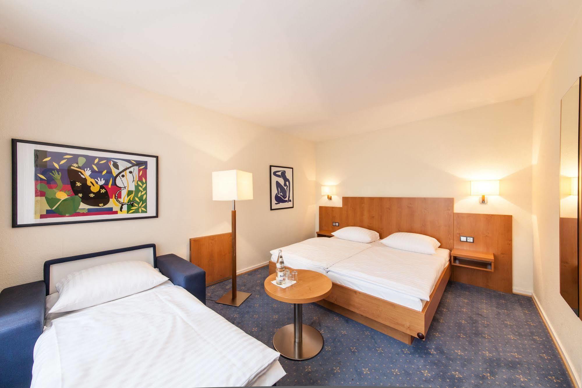 Hotel Drei Kronen Elmshorn Extérieur photo