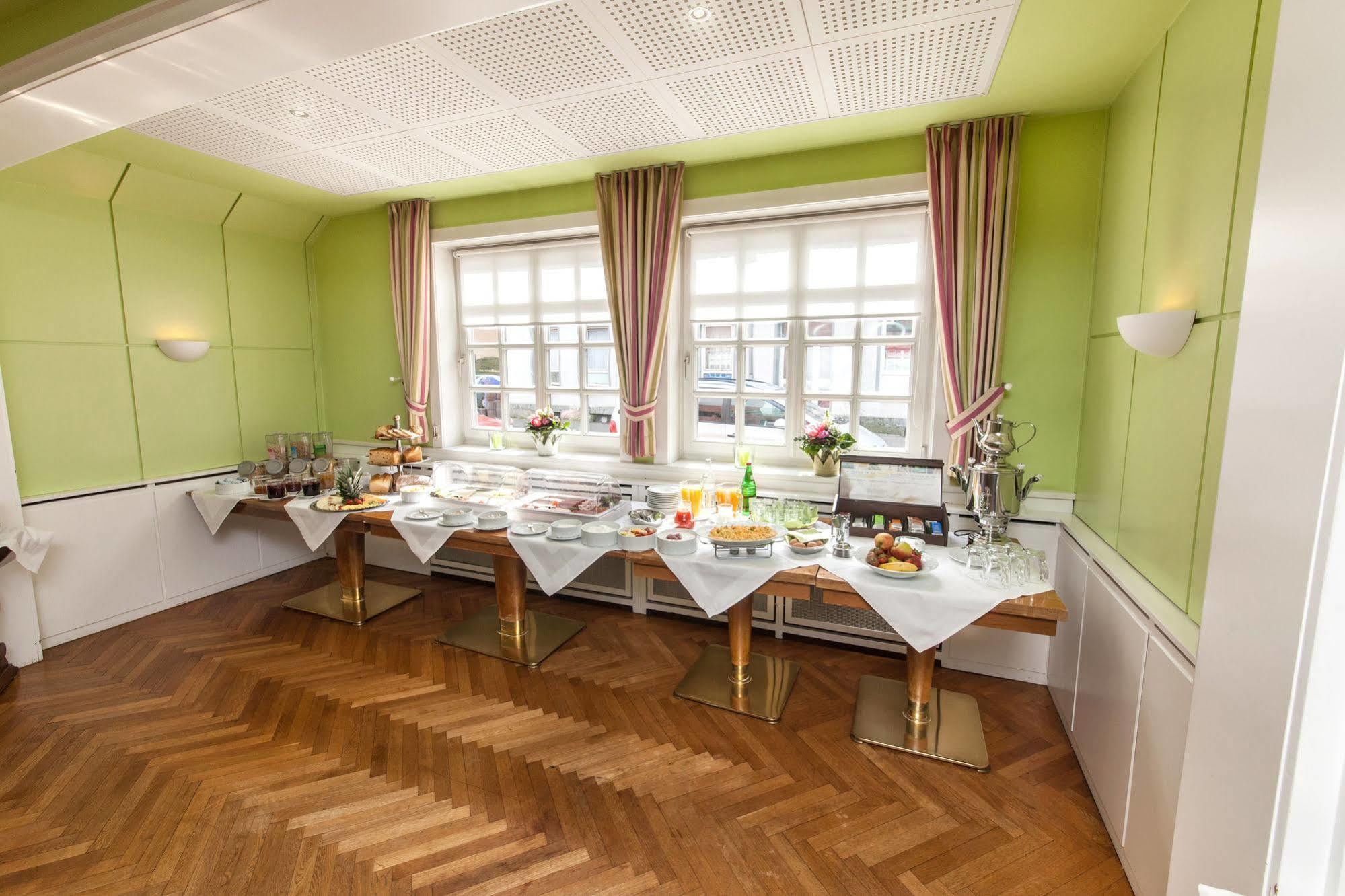 Hotel Drei Kronen Elmshorn Extérieur photo